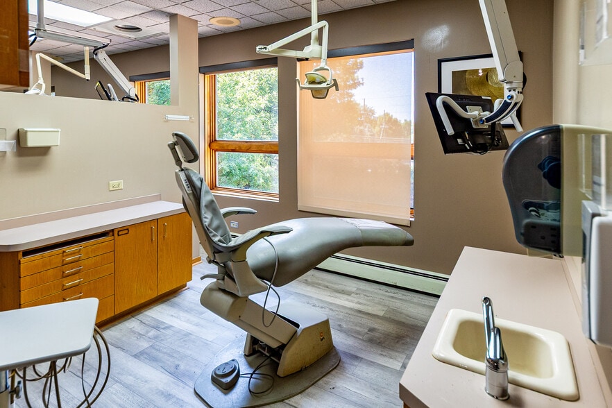 More Photos Of 7515 W Yale Ave, Denver Medical For Lease