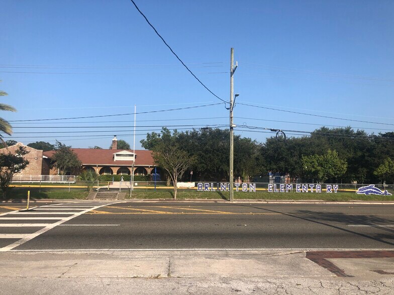 More Photos Of 1205 University Blvd N, Jacksonville Daycare Center For Sale