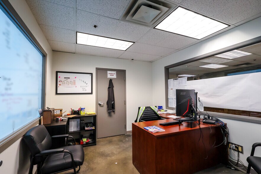 More Photos Of 26620 56 Ave, Langley Twp Warehouse For Sale