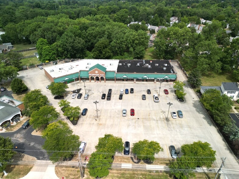 More Photos Of 7554-7580 Pearl Rd, Middleburg Heights Storefront Retail Office For Sale