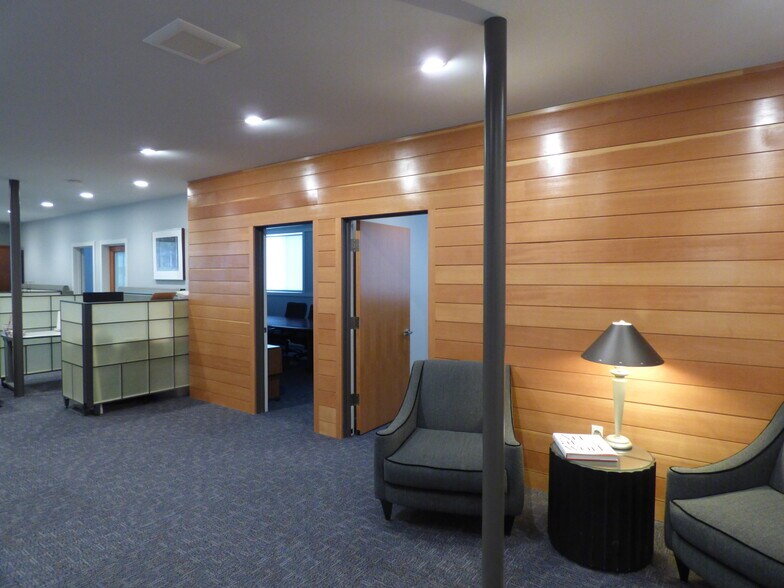 More Photos Of 3640 Grand Ave, Oakland Office For Sale