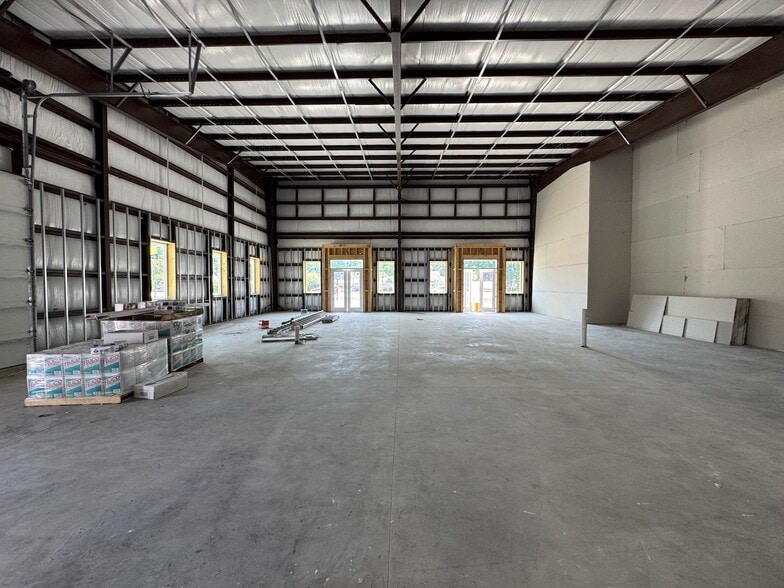 More Photos Of 4512 Dick Pond Rd, Myrtle Beach Flex For Lease