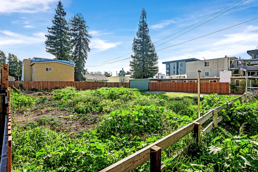 More Photos Of 1289 Russell Way, Hayward Land For Sale