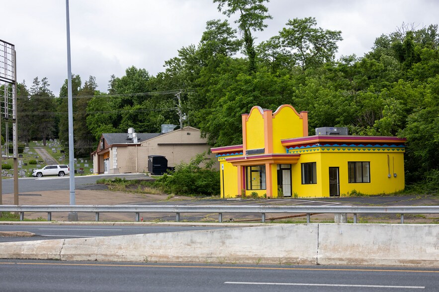 More Photos Of 909 Ontario St, Havre De Grace Land For Lease