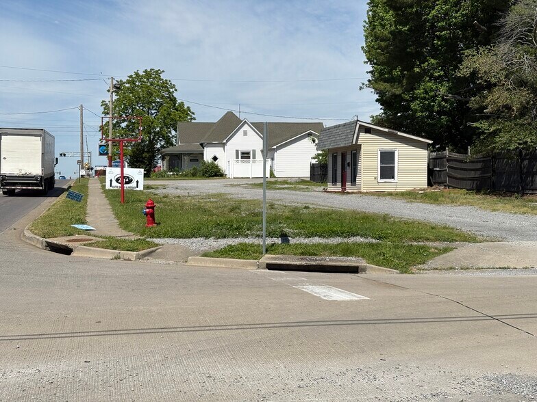 More Photos Of 200 W Deyoung St, Marion Land For Sale