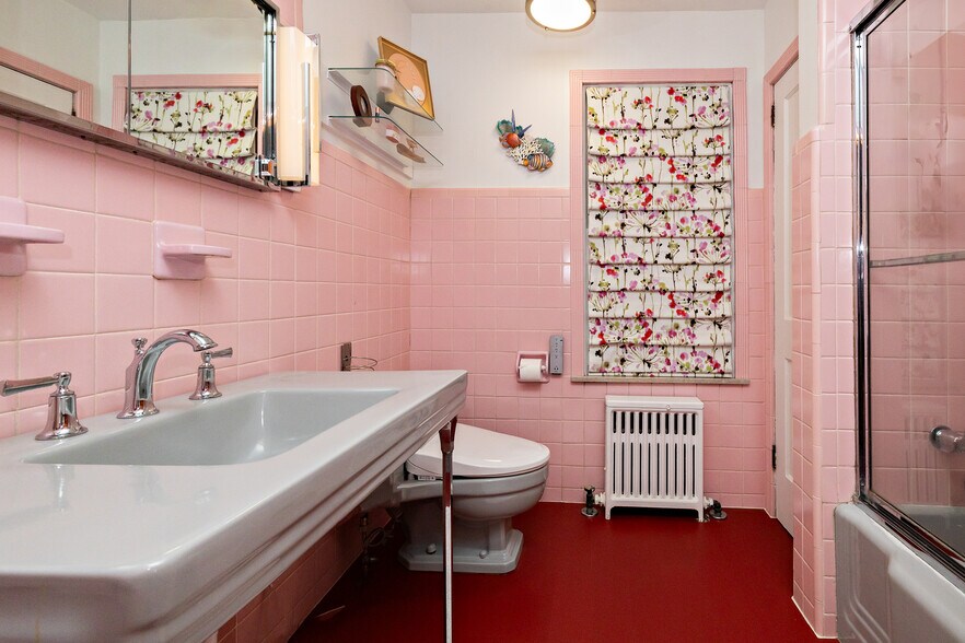 More Photos Of 425 White Horse Pike, Haddon Heights Office Residential For Sale