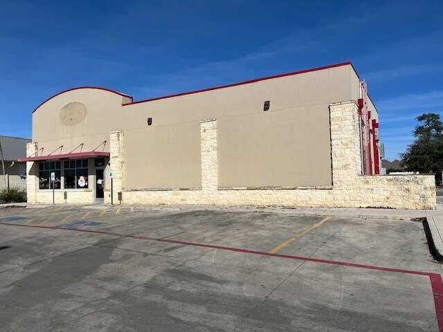 More Photos Of 1550 River Rd, Boerne Fast Food For Sale