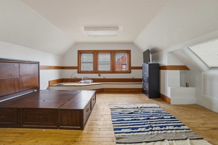 More Photos Of 14 Wethersfield Ave, Hartford Loft Creative Space For Sale