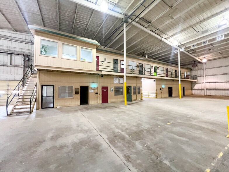 More Photos Of 3965 US Highway 60, Hereford Industrial For Sale