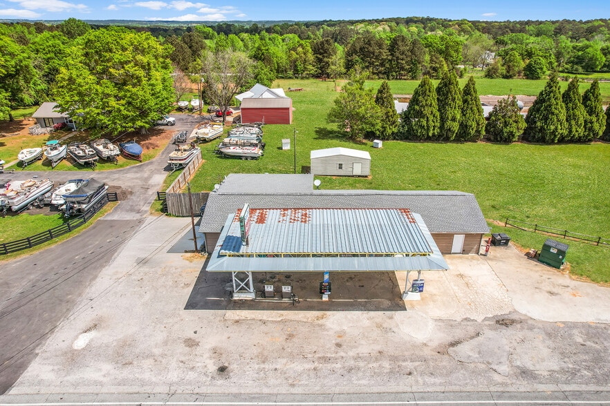 More Photos Of 2550 Parks Mill Rd, Buckhead Morgan Service Station For Sale