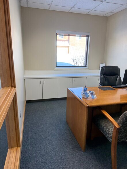 More Photos Of 118 N Broadway St, Stanley Bank For Sale