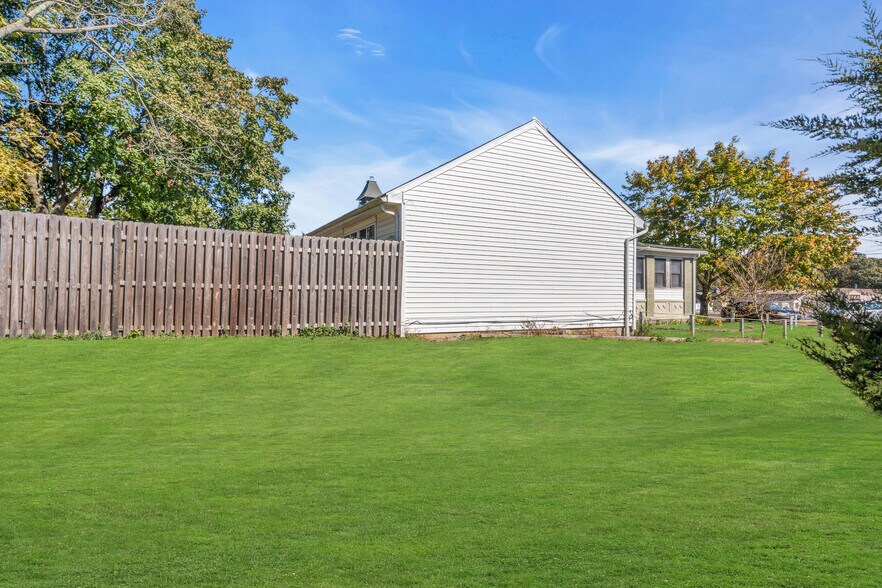 More Photos Of 387 Route 9, Eagleswood Township General Retail For Sale