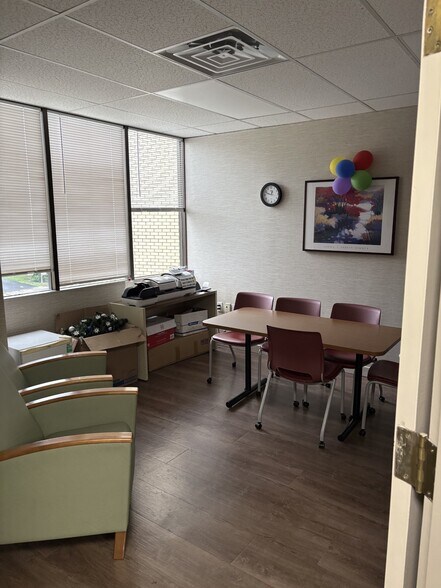 More Photos Of 673 Morris Ave, Springfield Office For Lease