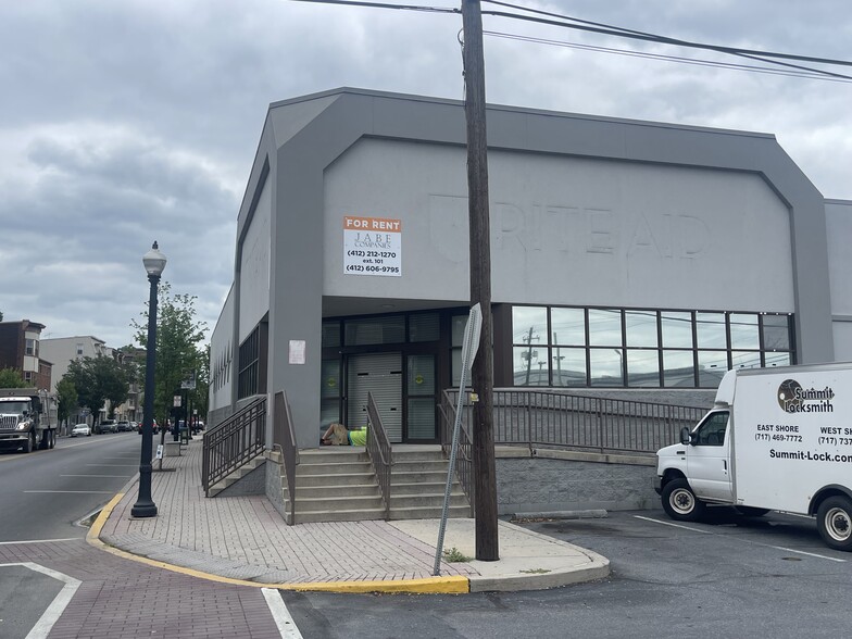 Primary Photo Of 124 S Front St, Harrisburg Drugstore For Lease