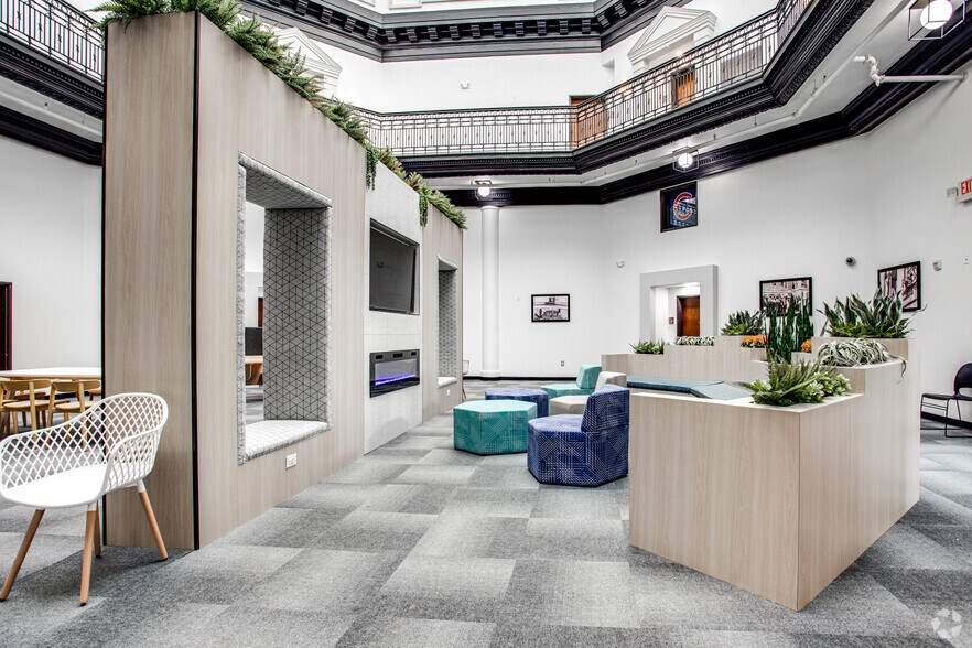 More Photos Of 310-330 15th Ave SE, Minneapolis Apartments For Lease