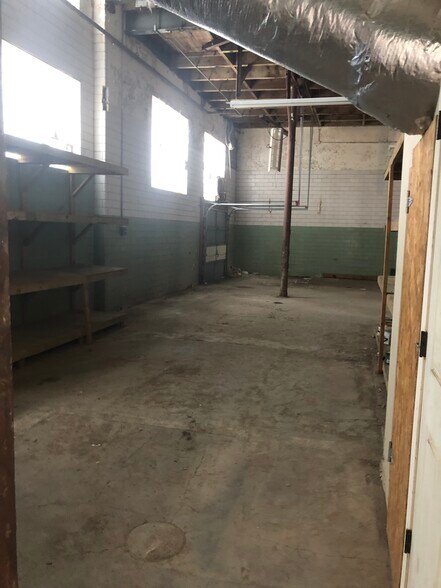 More Photos Of 1500 Jamesville Ave, Syracuse Service For Lease