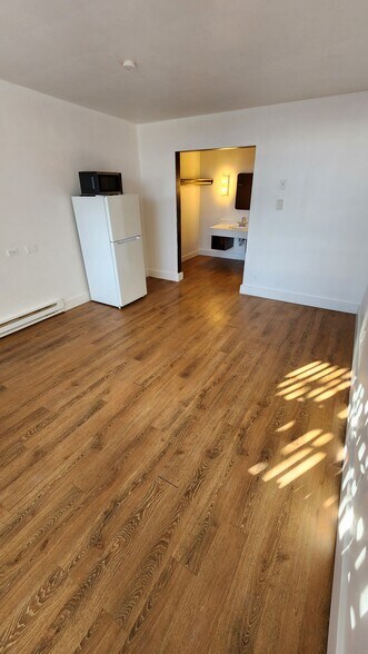 More Photos Of 1006 W 3rd Ave, Moses Lake Apartments For Sale
