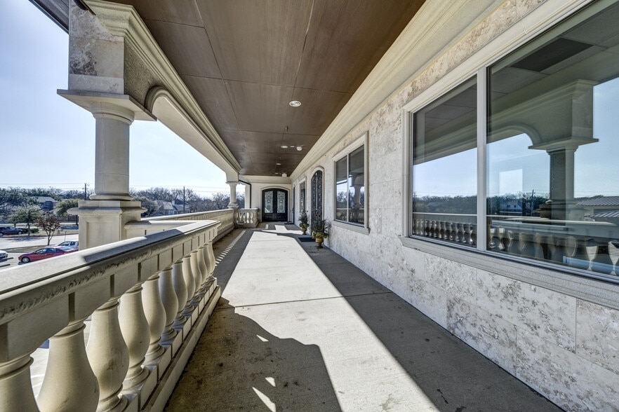 More Photos Of 4865 Hedgcoxe Rd, Plano Medical For Lease