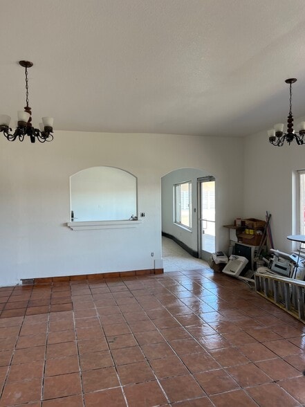 More Photos Of 9353 Greenback Ln, Orangevale Freestanding For Lease