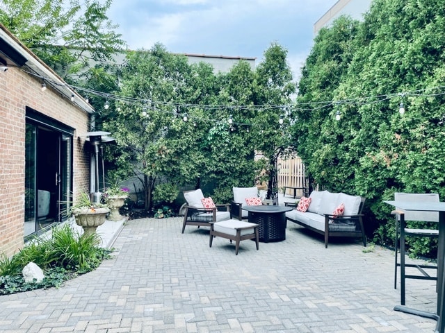 More Photos Of 524 Sheridan Rd, Highwood Restaurant For Sale