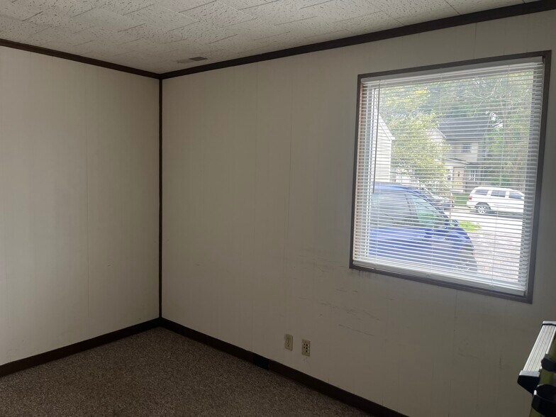 More Photos Of 2300 Kossuth St, Lafayette Office For Lease