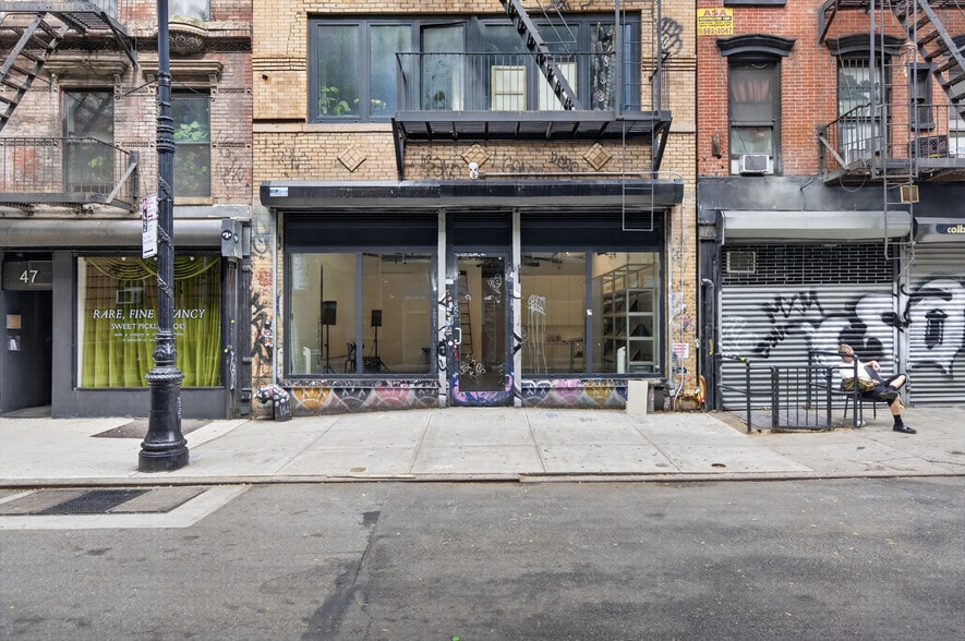 More Photos Of 49 Orchard St, New York Apartments For Sale