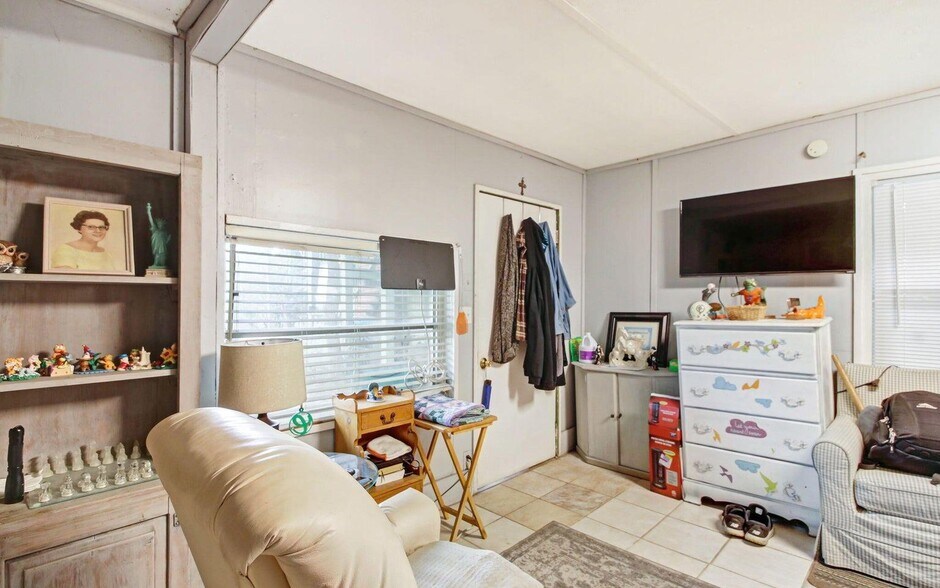 More Photos Of 211 S US Highway 17, East Palatka Apartments For Sale