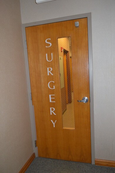 More Photos Of 1121 1st St S, Winter Haven Medical For Sale