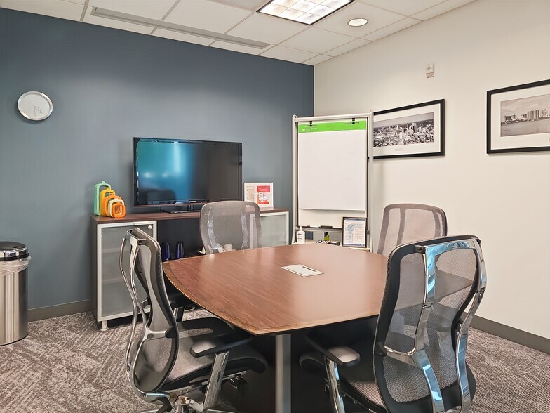 More Photos Of 1915 NE Stucki Ave, Beaverton Coworking Space