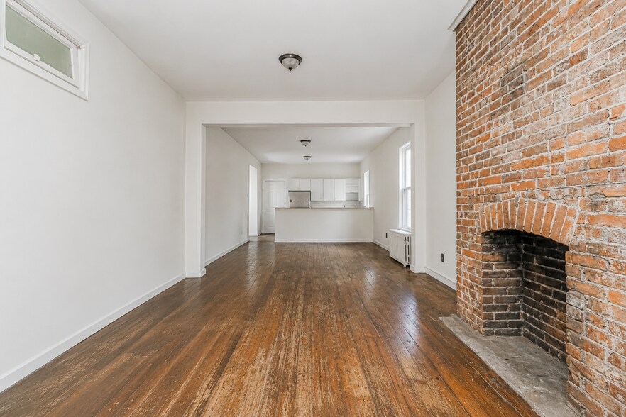 More Photos Of 154 26th St, Brooklyn Warehouse For Sale