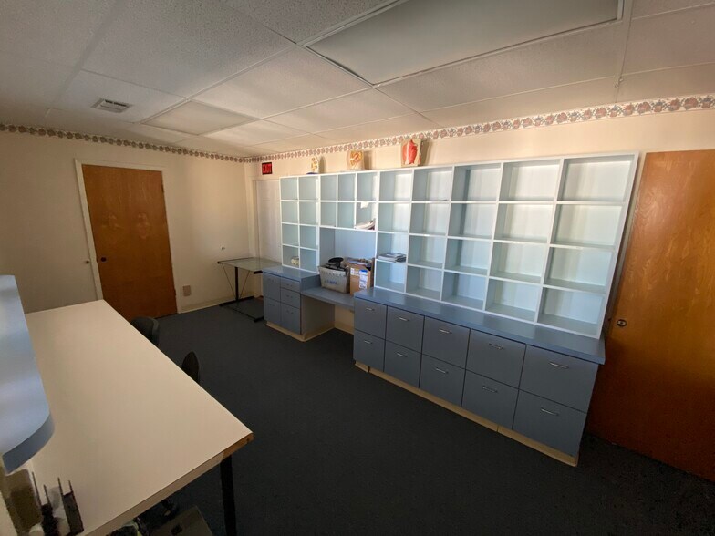 More Photos Of 605 Avalon Dr, Seagoville Medical For Lease