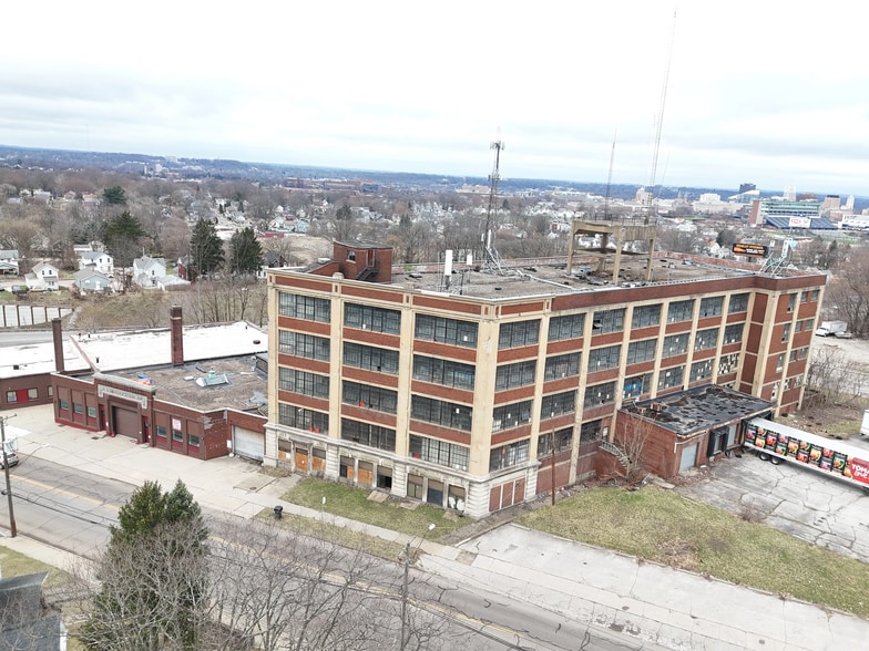 Primary Photo Of 711 Johnston St, Akron Warehouse For Sale