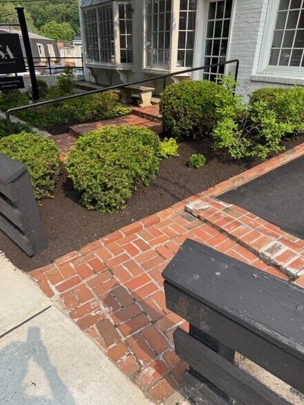 More Photos Of 52 Babbitt Rd, Bedford Hills General Retail For Lease