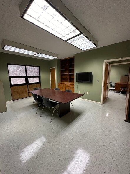 More Photos Of 115 Eastman Ave, Gadsden Manufacturing For Lease