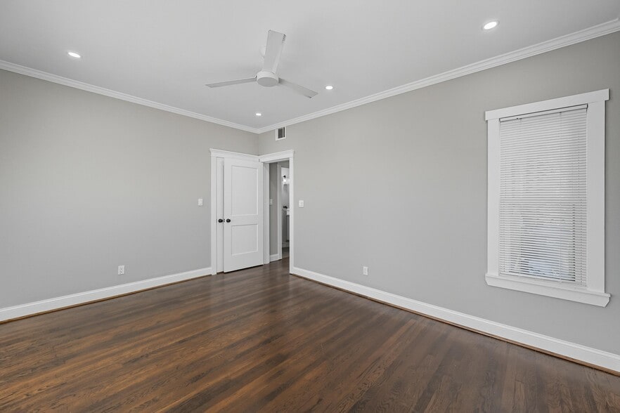More Photos Of 4112-4114 Junius St, Dallas Apartments For Sale