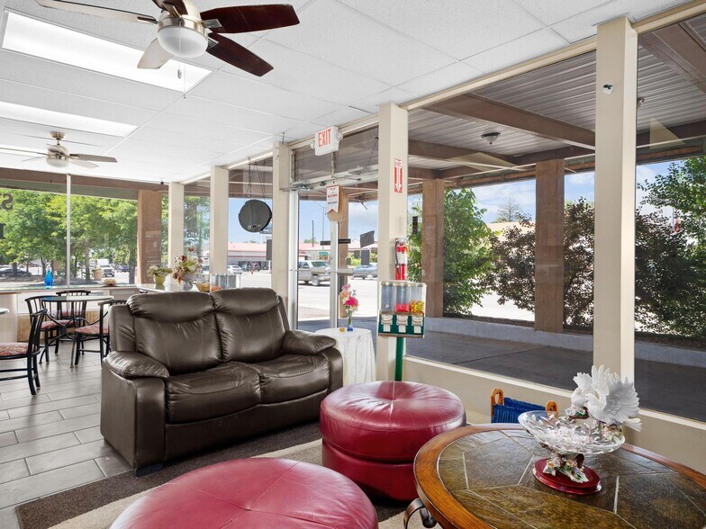 More Photos Of 145 S Main St, Richfield Hotel For Sale