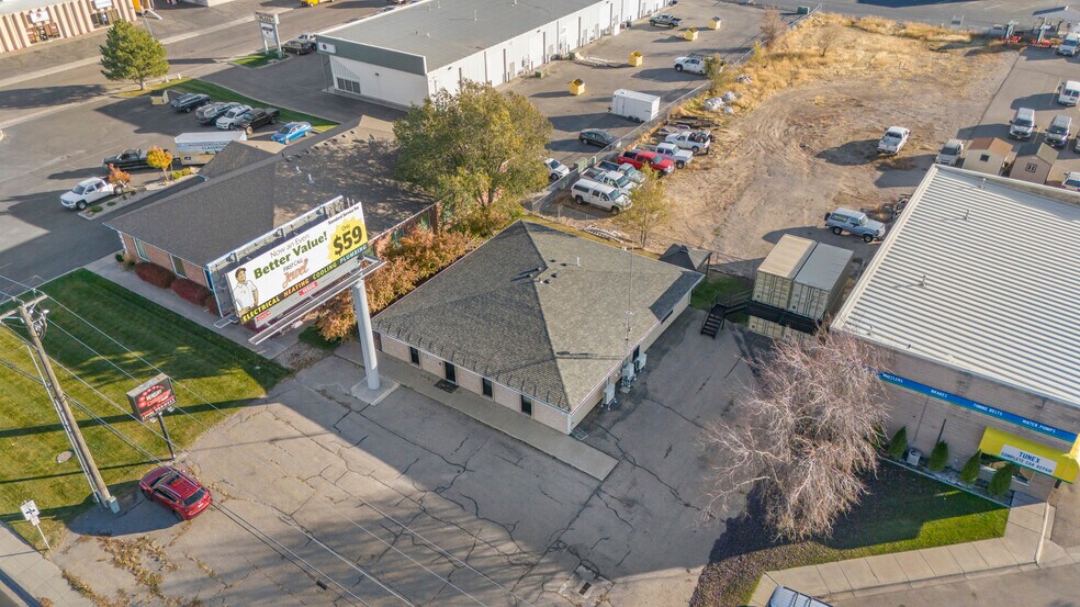More Photos Of 1190 Lincoln Rd, Idaho Falls Office For Sale