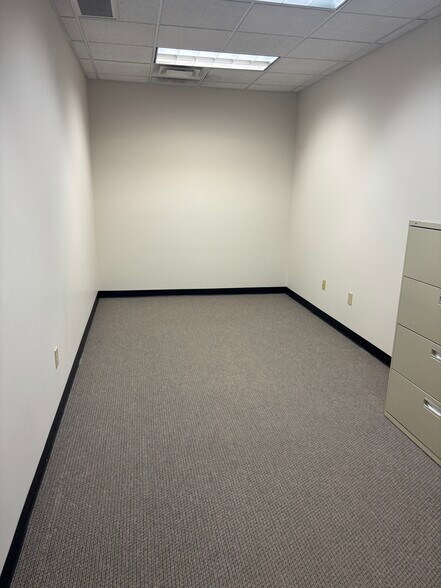 More Photos Of 7240 Muirfield Dr, Dublin Medical For Lease