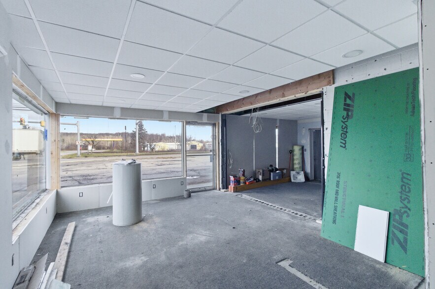 More Photos Of 1081 & 1083 Front St, Philipsburg Flex For Sale