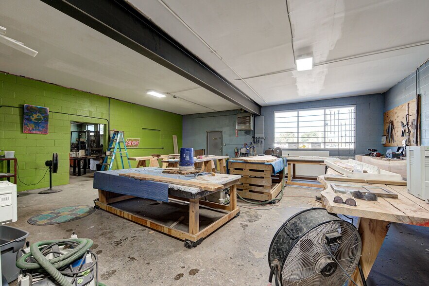 More Photos Of 1615 N Portland Ave, Oklahoma City Warehouse For Sale