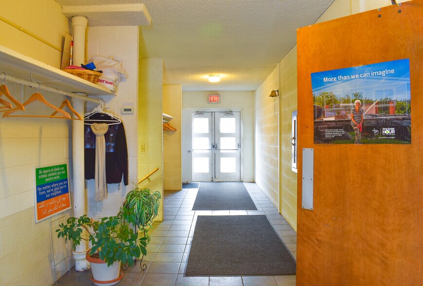 More Photos Of 1717 E Sugnet Rd, Midland Religious Facility For Sale