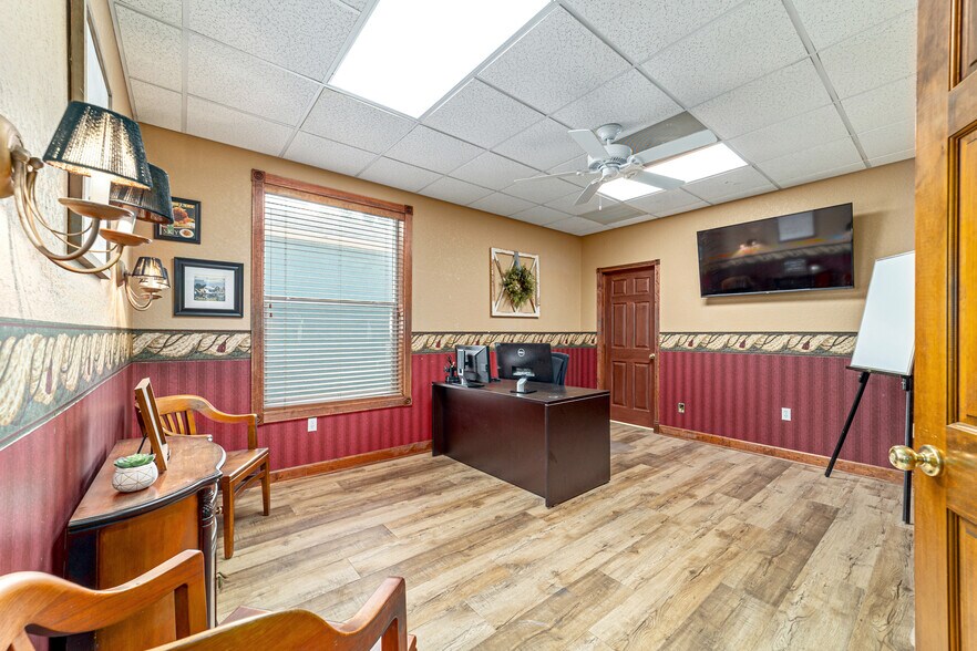 More Photos Of 434 SW 14 St, Ocala Office Residential For Sale