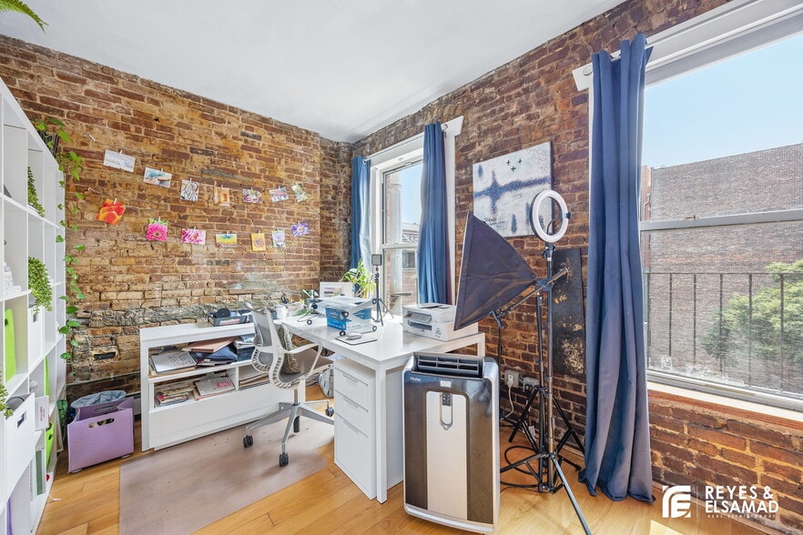 More Photos Of 558 W 173rd St, New York Apartments For Sale
