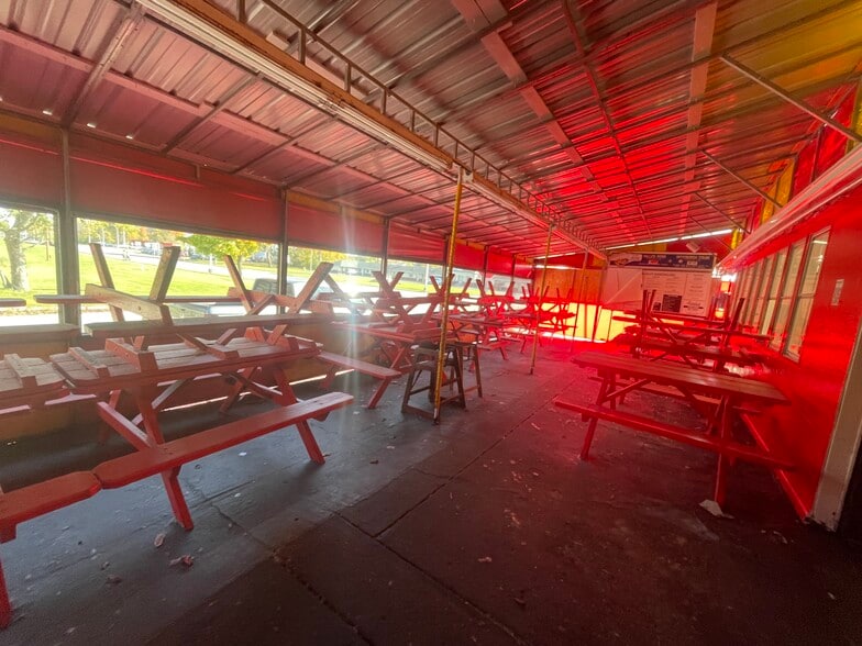 More Photos Of 69 Grand Island Blvd, Tonawanda General Retail For Sale