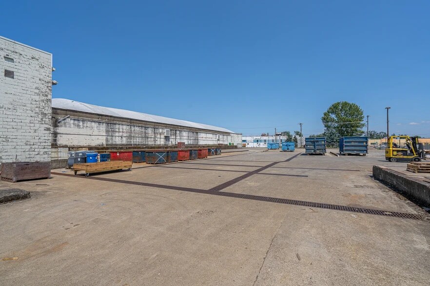 More Photos Of , Salem Industrial For Sale