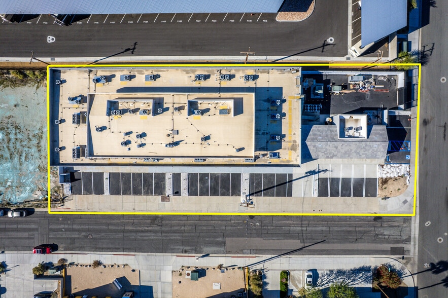 More Photos Of 3535 N Anza Rd, Palm Springs Warehouse For Sale