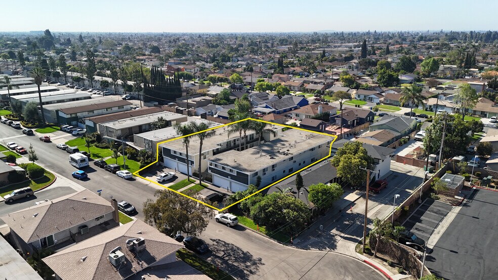 More Photos Of 7306-7312 Neo St, Downey Apartments For Sale