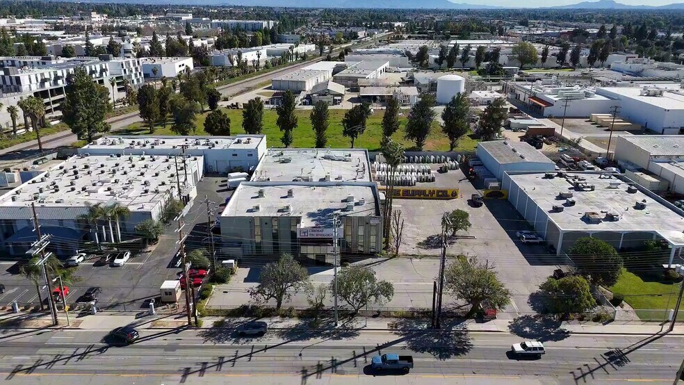 Primary Photo Of 9036 Winnetka Ave, Northridge Loft Creative Space For Lease