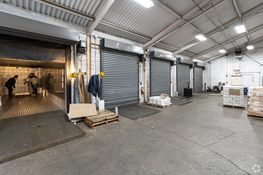 More Photos Of 175 Lake Ave, Staten Island Warehouse For Sale