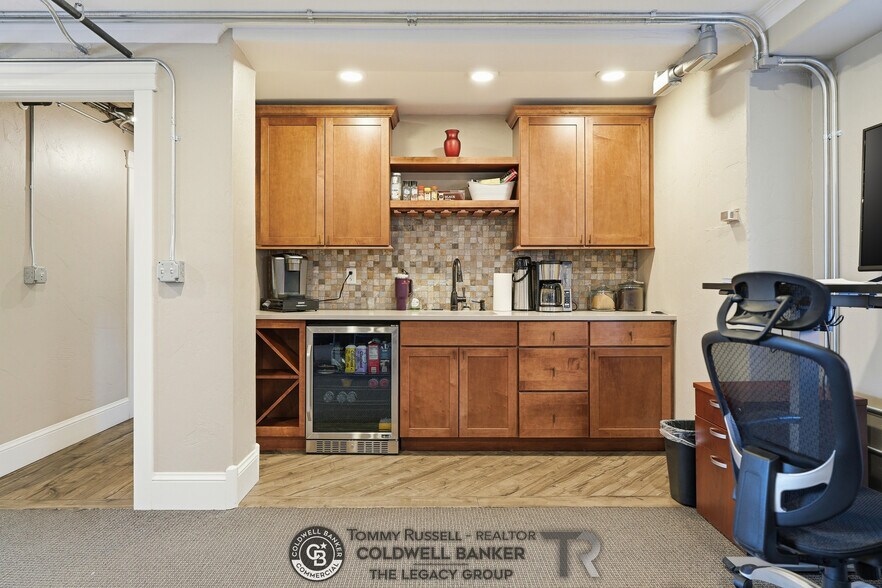 More Photos Of 259 S Center St, Casper Office For Sale